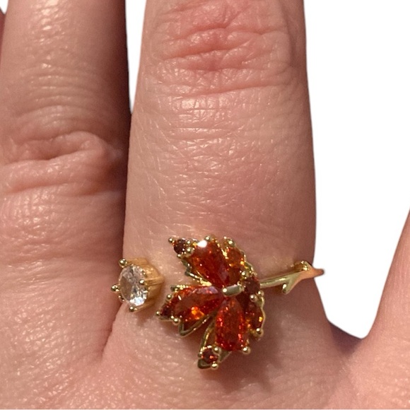 Falling leaves orange cubic zirconium and gold jewelry set - Picture 2 of 3